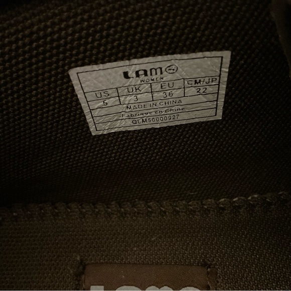 Woman’s Lamo Suede Upper Mesh Lining Mesh Comfort Padded Fringe Moccasins! - Picture 11 of 16